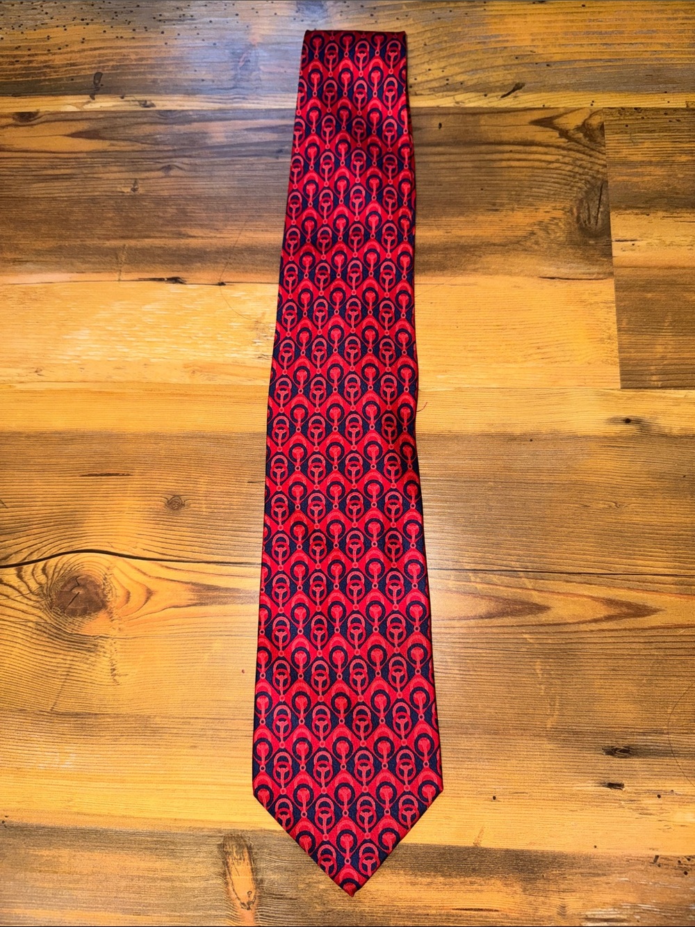 Gucci Red and Black Patterned Silk Tie